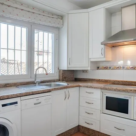 Cozy Penthouse Center, Car Park Included-caspal Apartment *